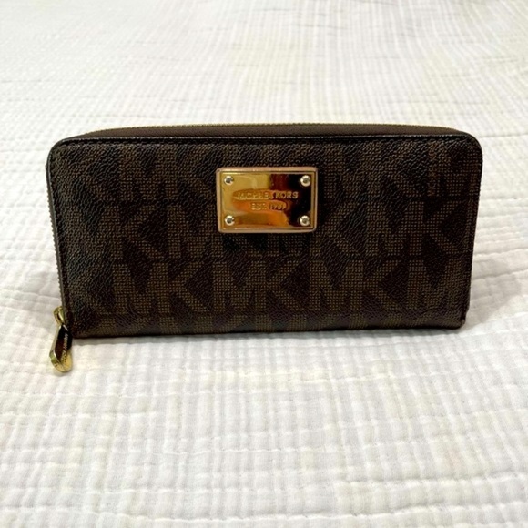 Michael Kors Handbags - MICHAEL kors brown full zip wallet
